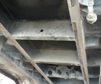 รถบรรทุก 10 ล้อดั๊มพ์ท้องเรือ ยี่ห้อ NISSAN ลงหัว HINO 2 เพลา 225 แรงม้า