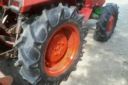 รถไถ ยี่ห้อ KUBOTA 25.5 แรง