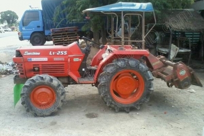 รถไถ ยี่ห้อ KUBOTA 25.5 แรง