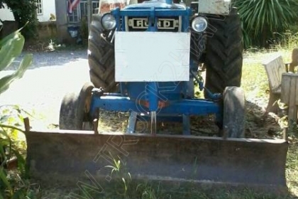 รถไถ ยี่ห้อ FORD