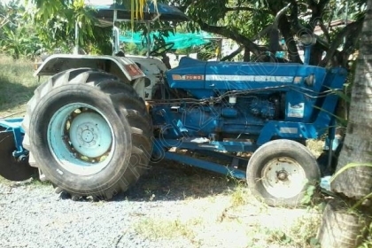 รถไถ ยี่ห้อ FORD