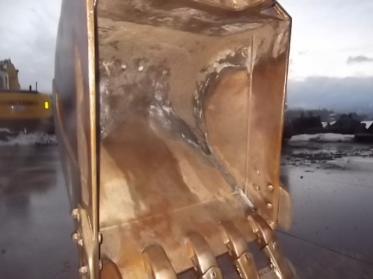 ขาย! รถขุดนำเข้ามือสอง SUMITOMO รุ่น SH120-3 / 120A3-6210 / ปี 2006 / 5940ชม. รถสต๊อคอยู่ที่ญี่ปุ่น