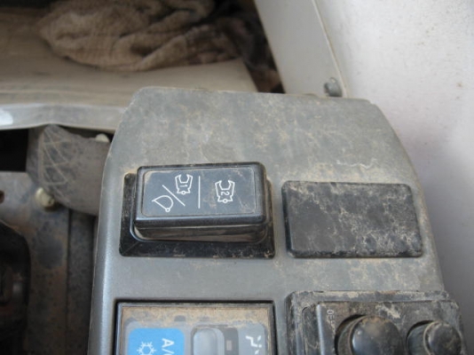 ขาย! รถขุดนำเข้ามือสอง SUMITOMO รุ่น SH135X-3/ 5212/ ปี 2008 / 10430ม. รถสต๊อคอยู่ที่ญี่ปุ่น