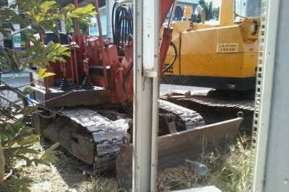 รถแบคโฮ ยี่ห้อ IHI