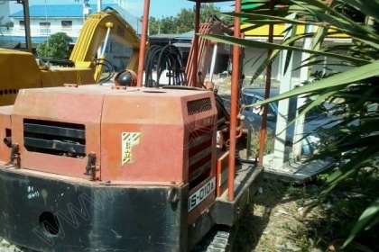 รถแบคโฮ ยี่ห้อ IHI