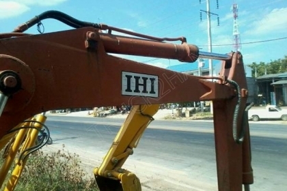 รถแบคโฮ ยี่ห้อ IHI