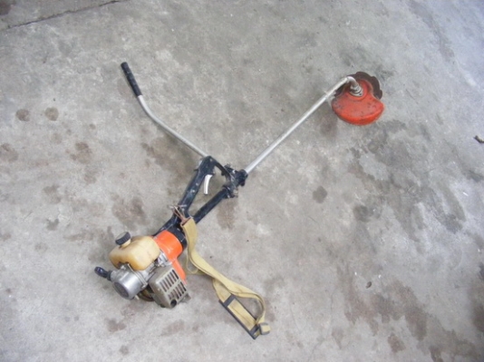 ขายเครื่องตัดหญ้าสะพายหลังและเครื่องสูบน้ำขนาดเล็ก ขายเครื่องตัดหญ้าสะพายหลังและเครื่องสูบน้ำขนาดเล็ก