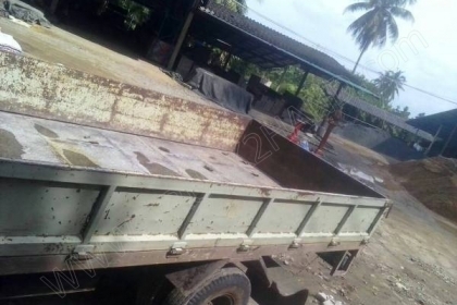 รถ 6 ล้อขนาดกระบะยาว 5.50 เมตร ยี่ห้อ HINO FC 120 แรงม้า รุ่นกระจกไฟฟ้า ปี 2536