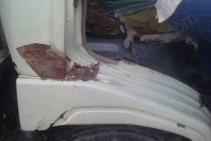 รถ 6 ล้อขนาดกระบะยาว 5.50 เมตร ยี่ห้อ HINO FC 120 แรงม้า รุ่นกระจกไฟฟ้า ปี 2536