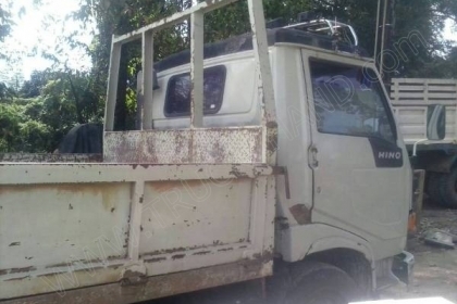 รถ 6 ล้อขนาดกระบะยาว 5.50 เมตร ยี่ห้อ HINO FC 120 แรงม้า รุ่นกระจกไฟฟ้า ปี 2536