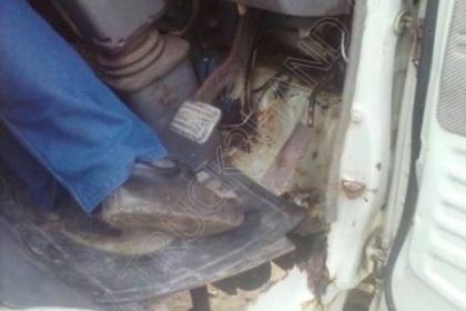 รถ 6 ล้อขนาดกระบะยาว 5.50 เมตร ยี่ห้อ HINO FC 120 แรงม้า รุ่นกระจกไฟฟ้า ปี 2536