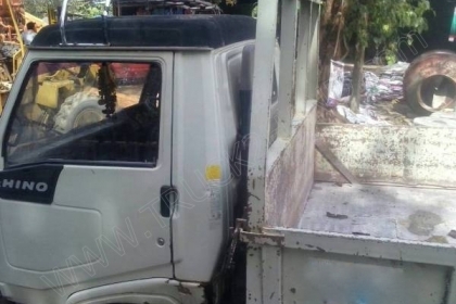 รถ 6 ล้อขนาดกระบะยาว 5.50 เมตร ยี่ห้อ HINO FC 120 แรงม้า รุ่นกระจกไฟฟ้า ปี 2536