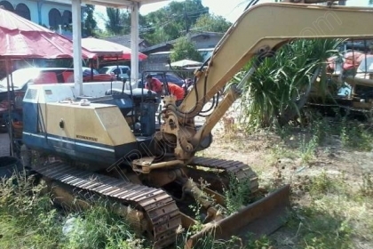 รถแบคโฮ ยี่ห้อ KOMATSU PC20-5