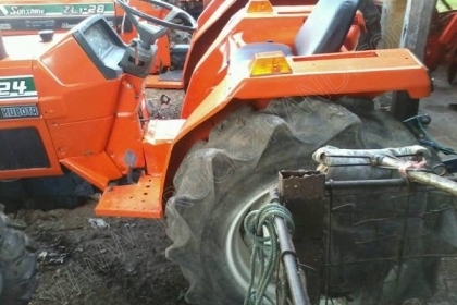 รถไถ ยี่ห้อ KUBOTA  L1-24