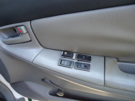 ขายรถTAXI ปลดประจำการพร้อมทะเบียนโอน ติดแก๊ส CNG แล้ว ฟิตเครื่องใหม่