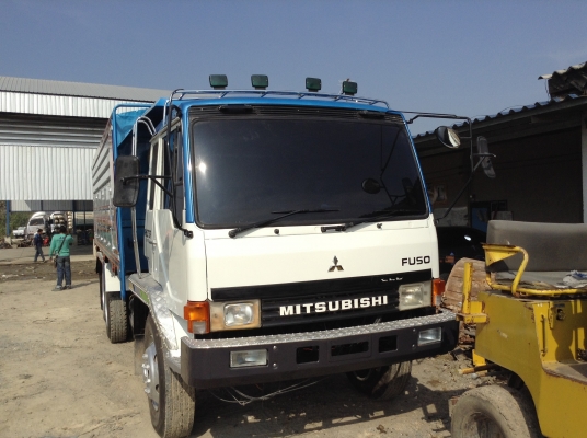 ขายสิบล้อดั้มMITSUBISHI527Sเทอร์โบเกียร์10สปีดNGV8ถัง งามๆครับ