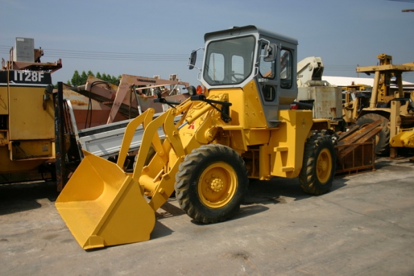 ขาย รถตักเล็ก MITSUBISHI WS3 เก่านอก สวยกิ๊กๆ 480,000 TEL : 087-0339334 (อ็อฟ)