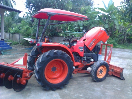 ขายด่วนรถไถคูโบต้า L3608 อุปกรณ์ 3 ชิ้น