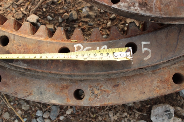 ขายสวิงวงใหญ่ KOMATSU PC120-5 ราคา 32,000บาท