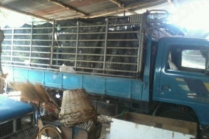 รถบรรทุก 6 ล้อ ยี่ห้อ ISUZU รุ่น NPR 115แรง