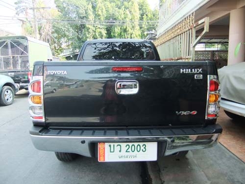 Toyota vigo 2.5E prerunner opencab ปี 2011 สีดำ Toyota vigo 2.5E prerunner opencab ปี 2011 สีดำ