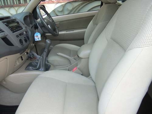 Toyota vigo 2.5E prerunner opencab ปี 2011 สีดำ Toyota vigo 2.5E prerunner opencab ปี 2011 สีดำ