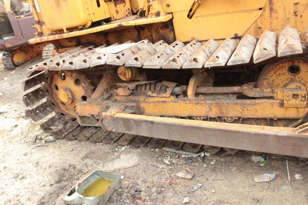 ขายรถแทรกเตอร์ดันดิน KOMATSU D30P-15 4สูบ ราคา 430,000บาท