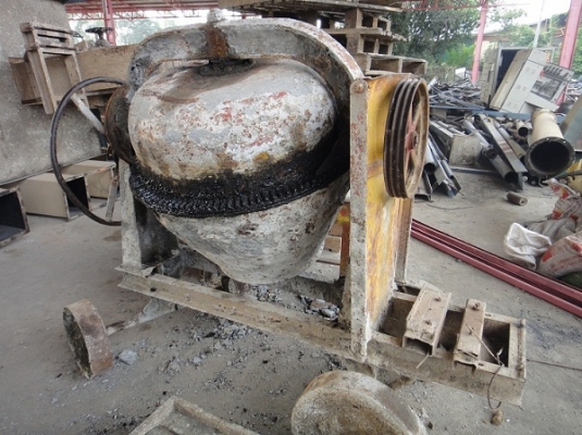 โม่ปูน center