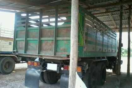 รถบรรทุก 10 ล้อดั๊มพ์ ยี่ห้อ MITSUBISHI รุ่น FN527