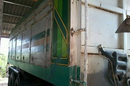 รถบรรทุก 10 ล้อดั๊มพ์ ยี่ห้อ MITSUBISHI รุ่น FN527