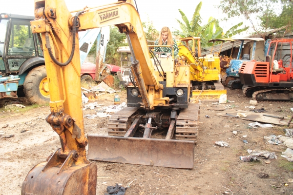 ขายแบคโฮ YANMAR YB25 3สูบ ราคา 190,000 บาท