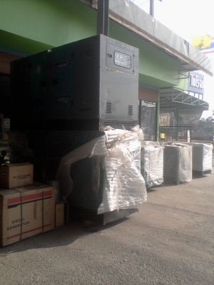 ขายเครื่องปั่นไฟใหม่นำเข้า ASHIIGEN-70 KVAพร้อมตู้เก็บเสียงมีเทอโบ(0801153032)