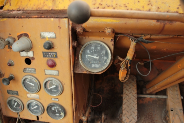 ขายรถตักล้อยาง TCM เครื่อง6สูบ ราคา 390,000บาท