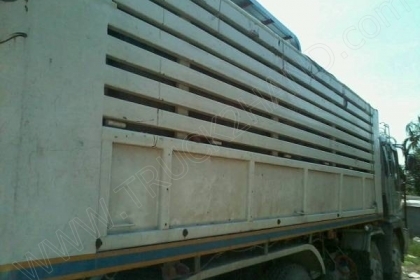 รถบรรทุกพ่วงแม่ลูก แม่-ลูก ยี่ห้อ NISSAN