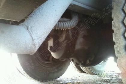 รถบรรทุกพ่วงแม่ลูก แม่-ลูก ยี่ห้อ NISSAN