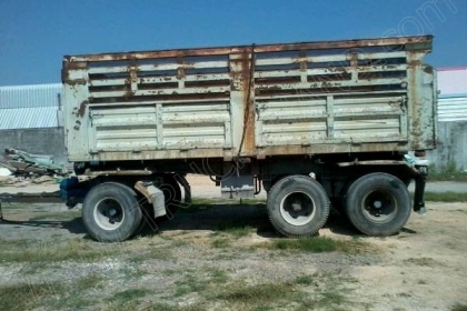 รถบรรทุกพ่วงแม่ลูก แม่-ลูก ยี่ห้อ NISSAN