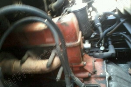 รถบรรทุกพ่วงแม่ลูก แม่-ลูก ยี่ห้อ NISSAN