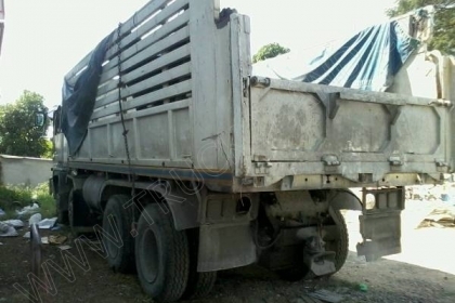 รถบรรทุกพ่วงแม่ลูก แม่-ลูก ยี่ห้อ NISSAN