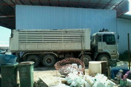 รถบรรทุกพ่วงแม่ลูก แม่-ลูก ยี่ห้อ NISSAN