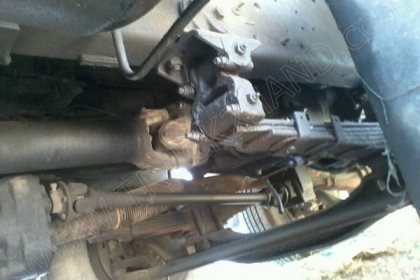 รถบรรทุกพ่วงแม่ลูก แม่-ลูก ยี่ห้อ NISSAN