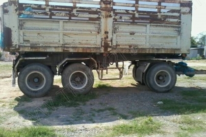 รถบรรทุกพ่วงแม่ลูก แม่-ลูก ยี่ห้อ NISSAN