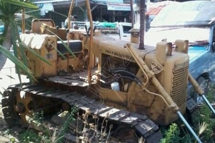 รถแทร็กเตอร์ ยี่ห้อ MITSUBISHI