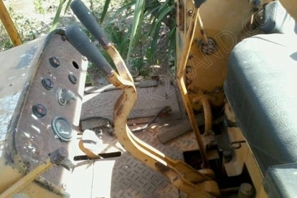 รถแทร็กเตอร์ ยี่ห้อ MITSUBISHI