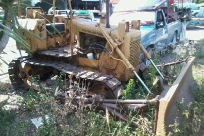 รถแทร็กเตอร์ ยี่ห้อ MITSUBISHI