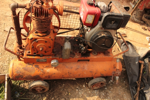 ขายปั้มลม MEIJI: NME 235Aเครื่อง yanmar ดีเซล 6แรง ราคา 45,000 บาท