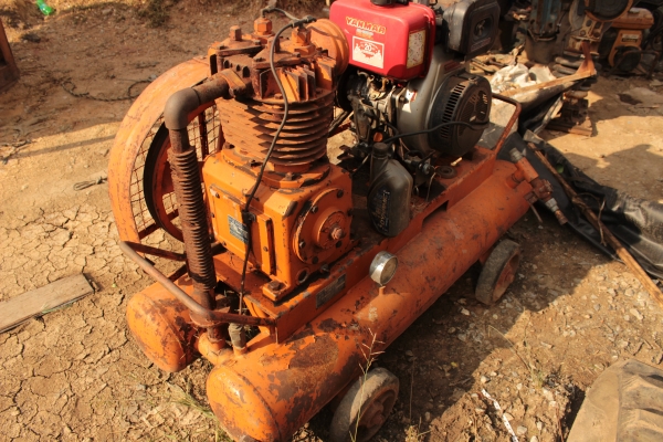 ขายปั้มลม MEIJI: NME 235Aเครื่อง yanmar ดีเซล 6แรง ราคา 45,000 บาท