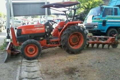 รถไถ ยี่ห้อ KUBOTA