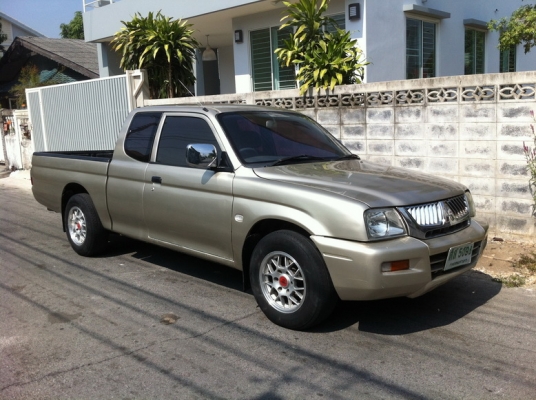 ขายรถMITSU STRADA ปี97 เครื่อง2.8 เดิมๆ