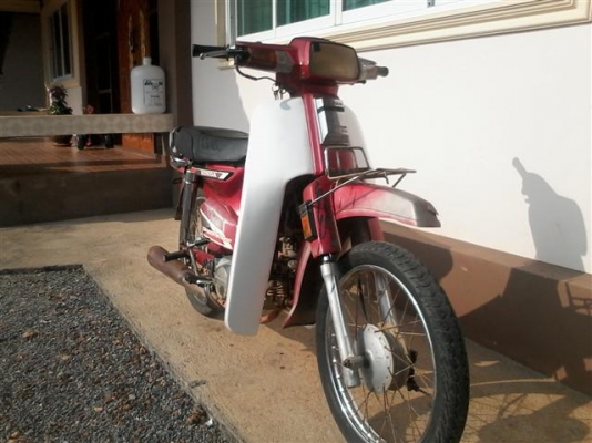 ขายดรีมตูดเป็ดหรือโฉมคุรุสภาทะเบียนพร้อมโอนภาษีขาดปี 42 เครื่องเดิมอะไหรเดิมติดรถ