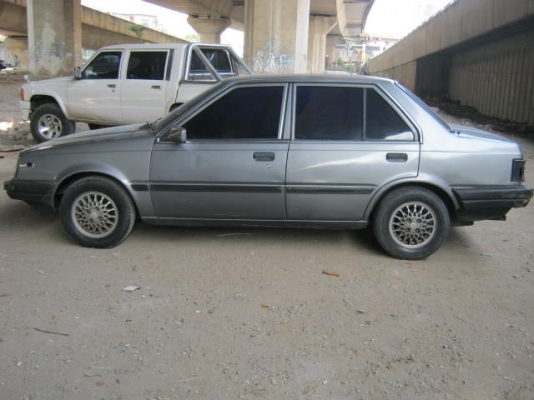 ขายนิสสัน ซันนี่FF 5เกียร์บางๆเดิมๆใช้แกสLPGขับดีสตาร์ทติดง่าย